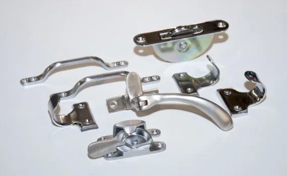 complete-sash-window-set-of-accessories